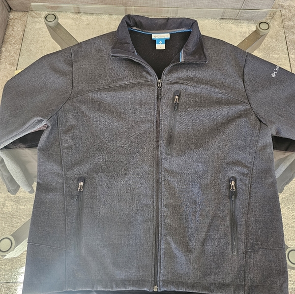 Columbia Omni-Shield Waterproof Jacket - Picture 4 of 6